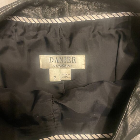 Danier Couture black lamb leather pants - Picture 2 of 2